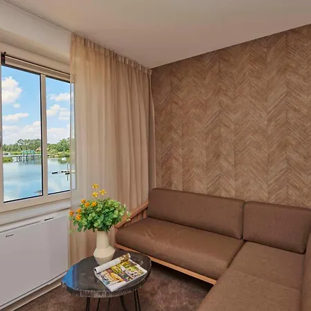 Parc Maasresidence View Hotel *